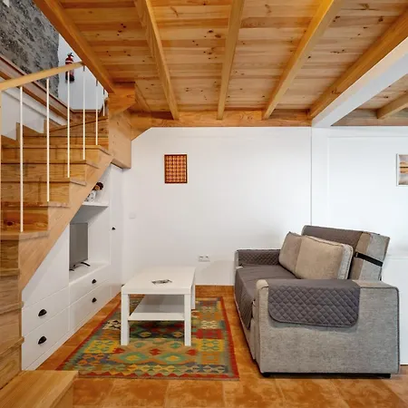 N&t House By Homie Porto Moniz